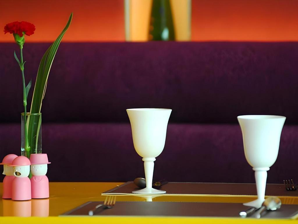 Hip Hotel Банкок Екстериор снимка