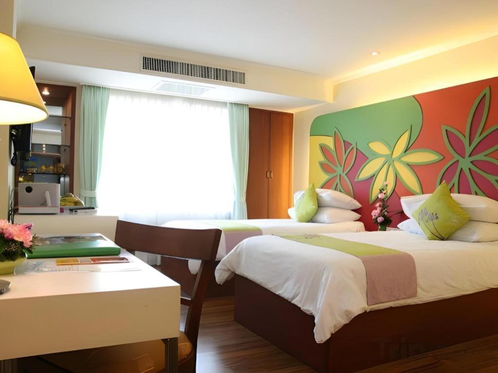 Hip Hotel Банкок Екстериор снимка