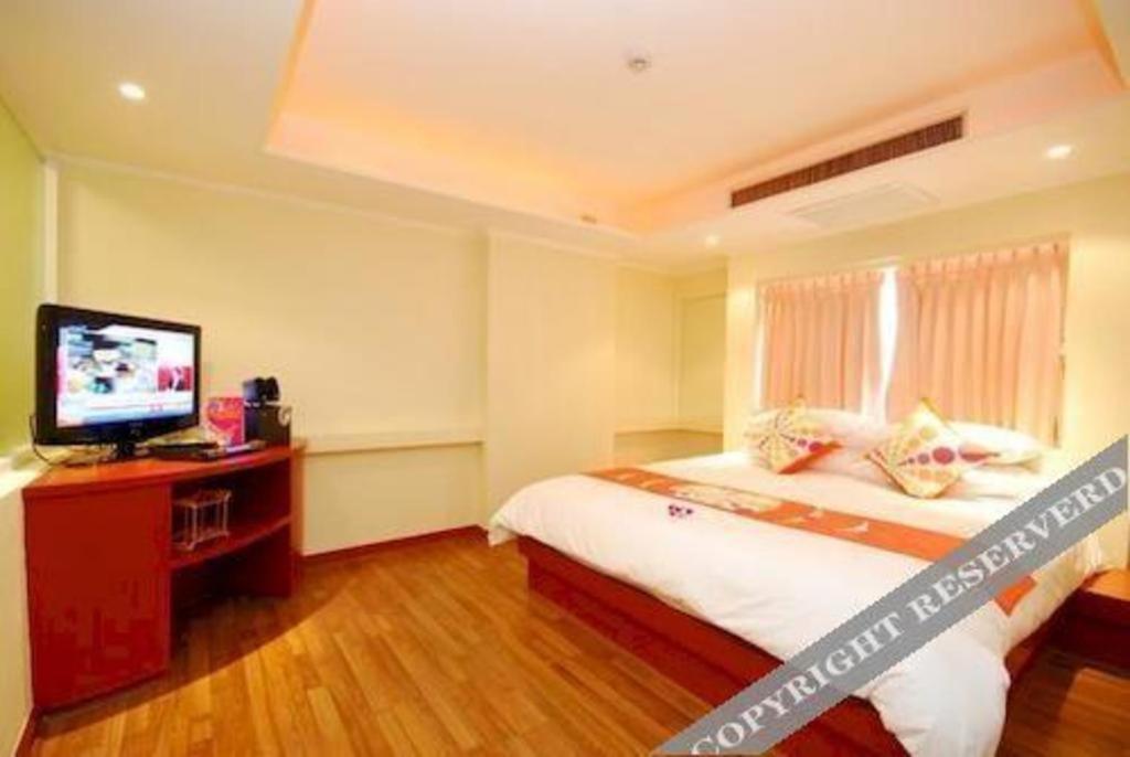 Hip Hotel Банкок Екстериор снимка